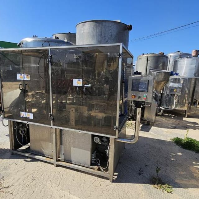 Линия розлива АДНК-39 ЛР 3 в ПЭТ инв.11805