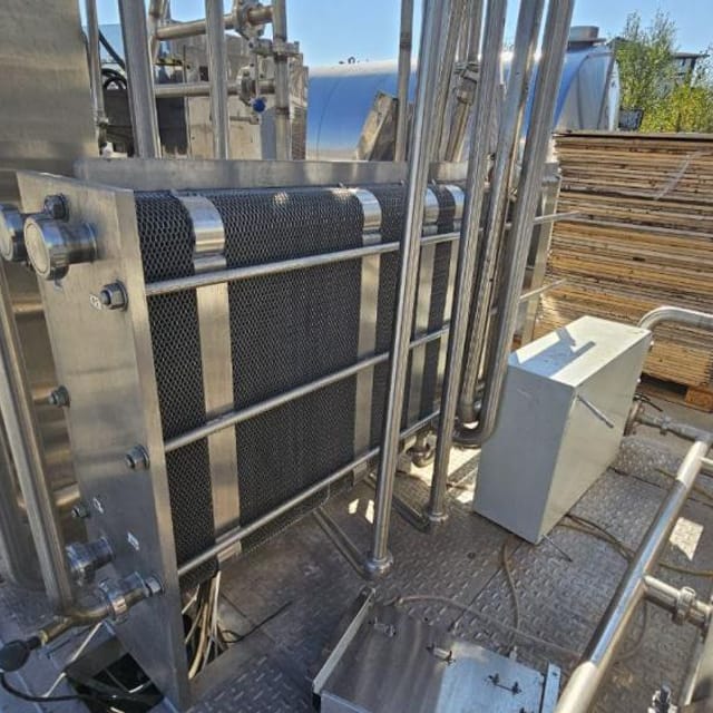 Линия пастеризации молока 2,5т инв.1690