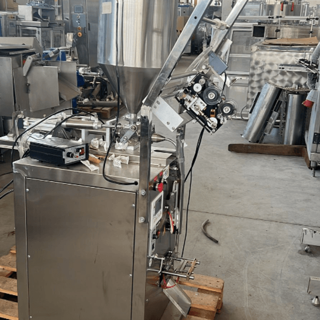 Фасовщик в трех-шовный пакет инв.9615