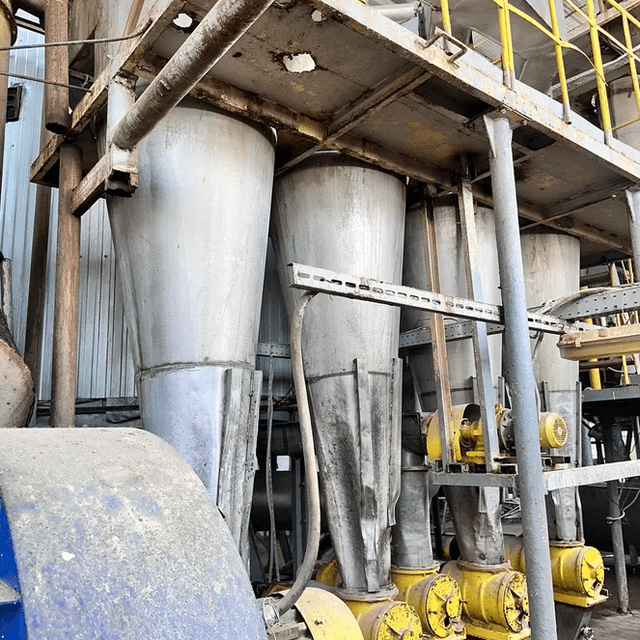 Распылительно-сушильная установка ОРЧ-500 частично разукомплектована.