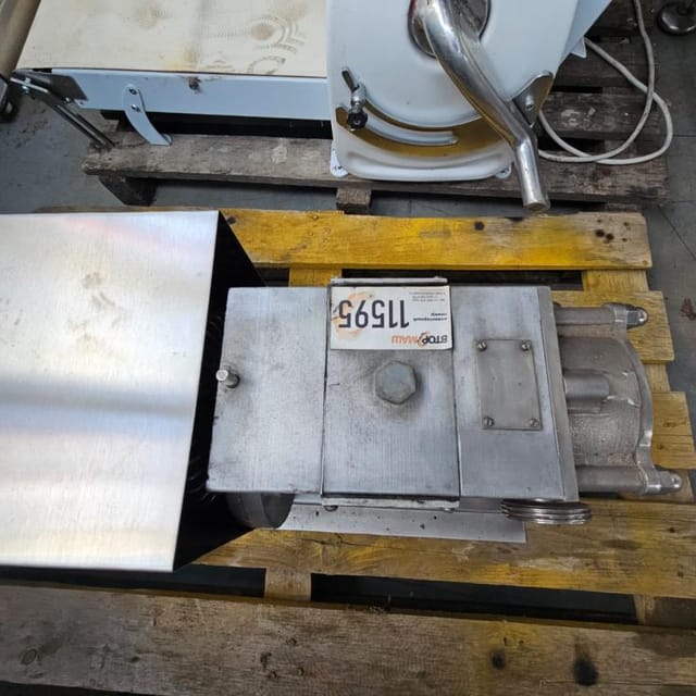 Насос НМ-02 10т инв.11595