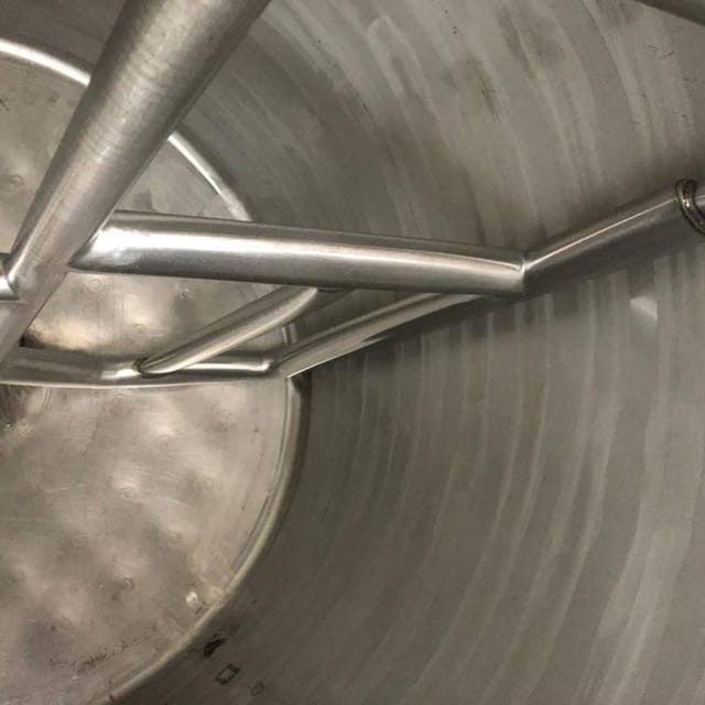 Емкость 2,2 куба  инв.14673