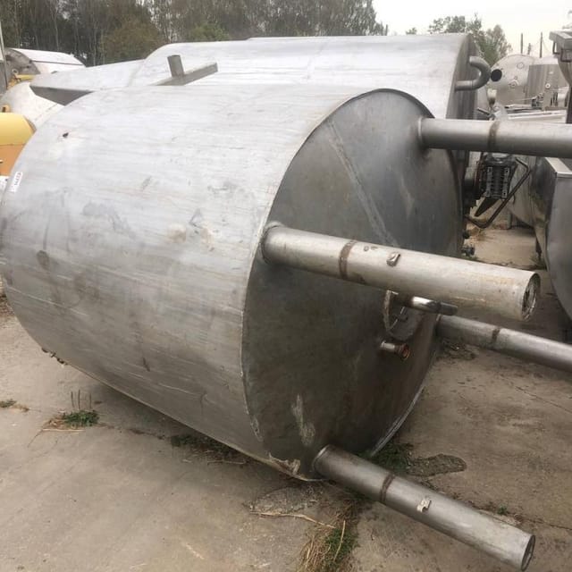 Емкость 2,2 куба  инв.14673