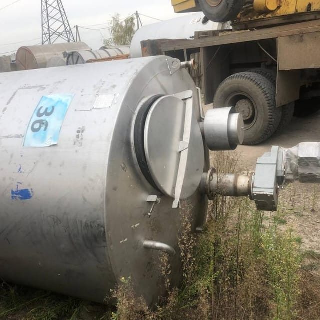 Емкость 2,2 куба инв.14677