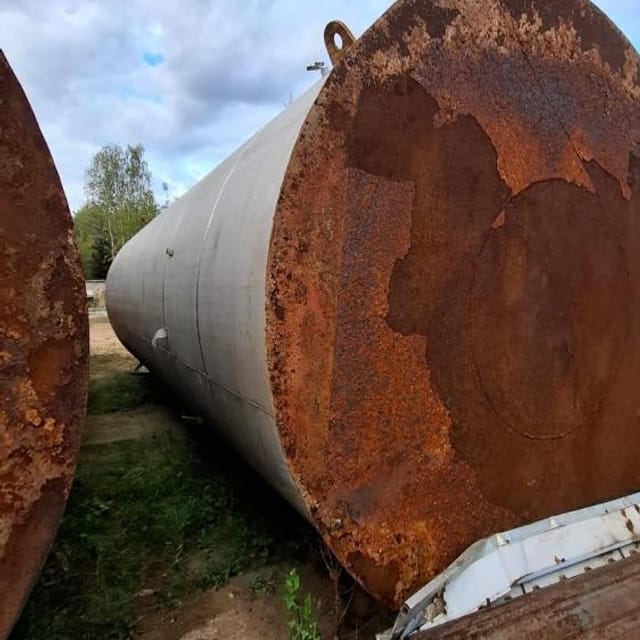 Емкость В2-ОХР