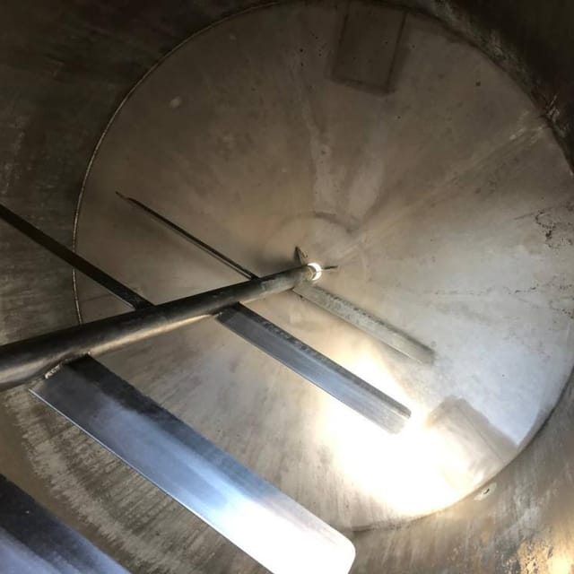 Емкость 2,5 куба термос инв.14684