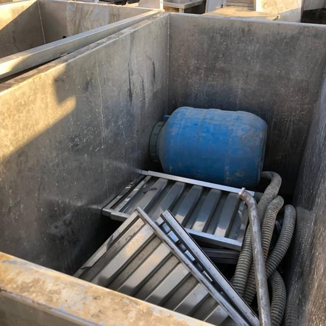 Бак прямоугольный 1300л инв.14703