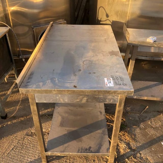 Стол, длина 1,3м инв.14720