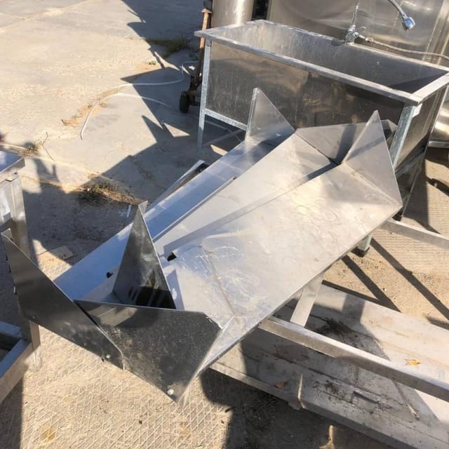 Полки навесные инв.14730