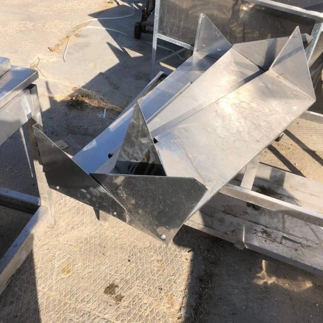 Полки навесные инв.14730