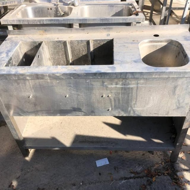 Стол с раковиной 3 секции инв.14764