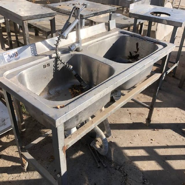 Стол с 2 раковинами из нержавейки инв.14765