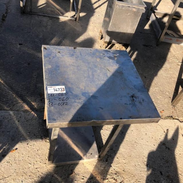 Стол, длина 0,6м инв.14733