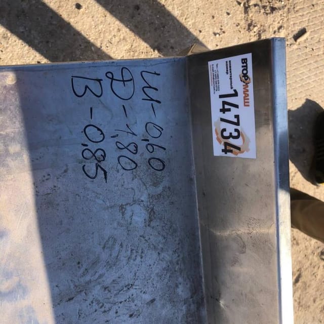 Стол, длина 1,8м инв.14734