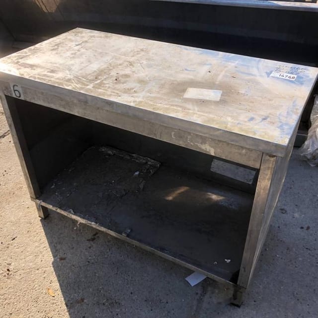 Стол, длина 1,2м инв.14748