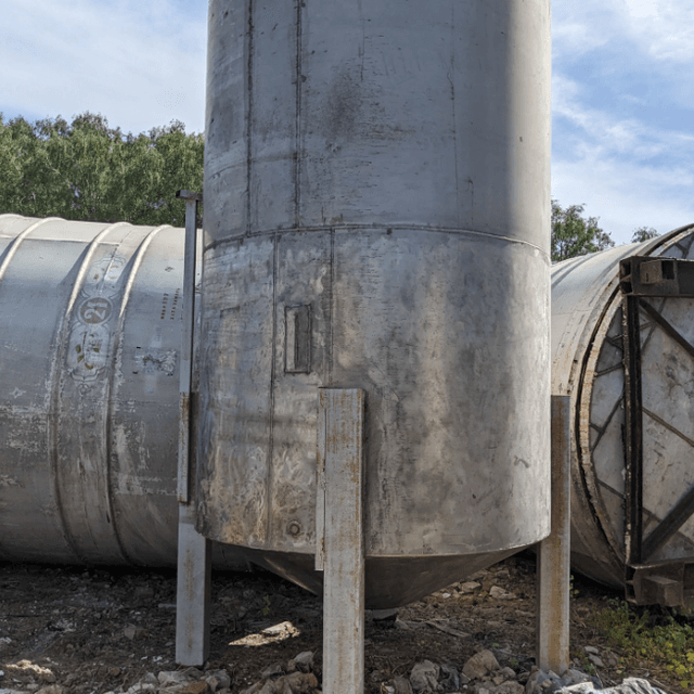 Емкости нержавеющие, объем 10 куб.м е.3181