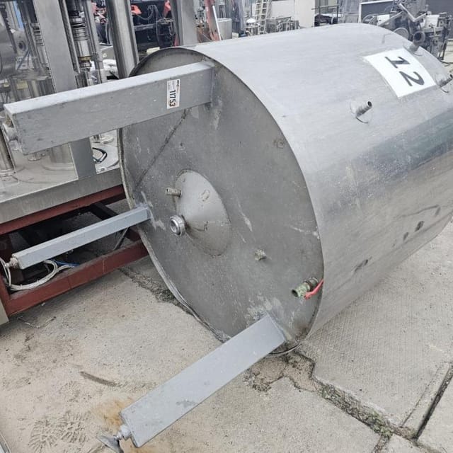 Емкость 1000 л  инв.11753