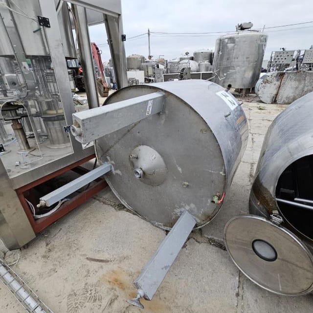 Емкость 1000 л  инв.11753