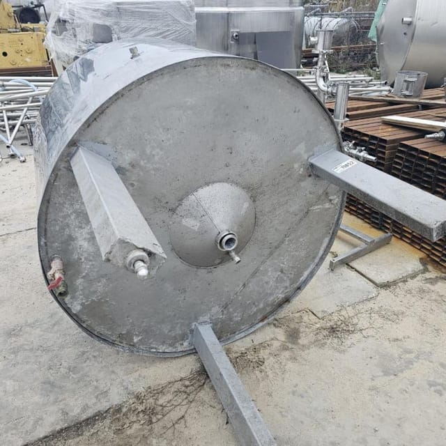 Емкость 1000л  инв.11852