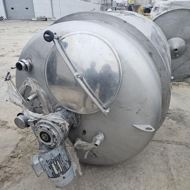 Емкость 1000л  инв.11855