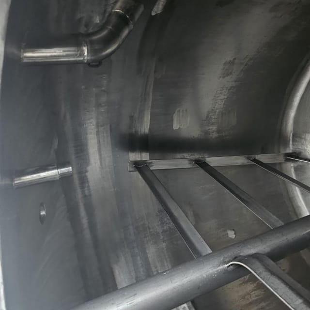 Емкость 1000л  инв.11855