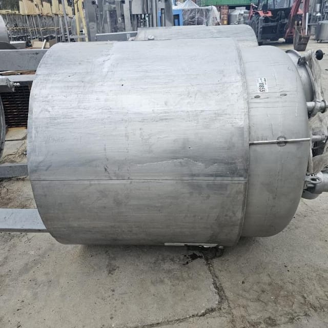 Емкость 1000л  инв.11855