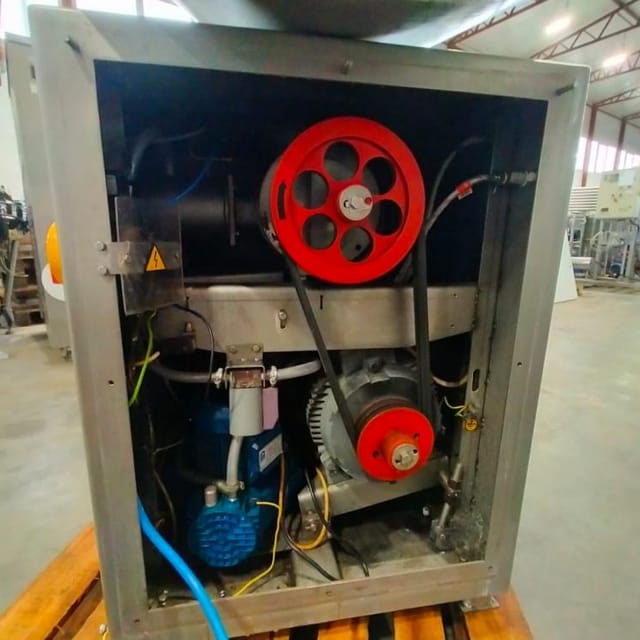 Шприц КОМПО-1500 с бункером инв.14535