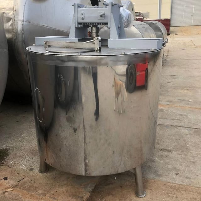 Емкость ОПБ-1000 с рубашкой, ТЭН, мешалка со скребками инв.10567