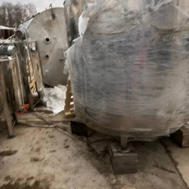 Емкость 2,5 куба термос инв.12155