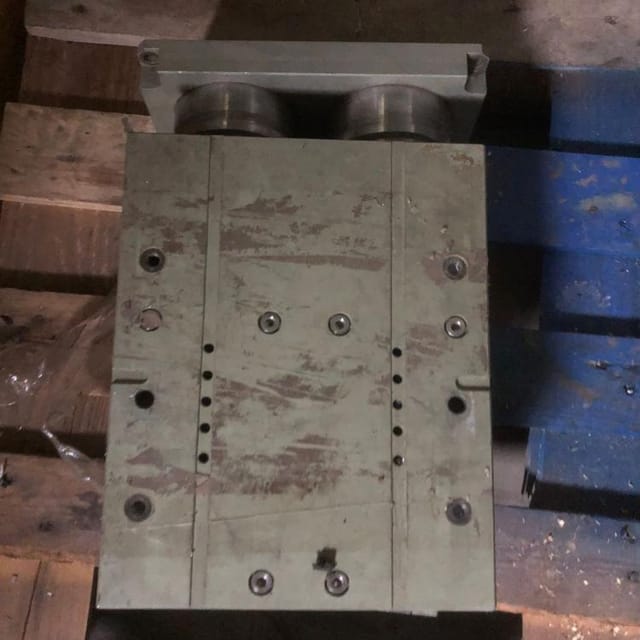 Форма ПЭТ 1л инв.14252