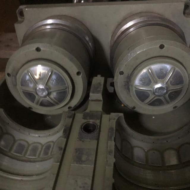 Форма ПЭТ 1л инв.14252