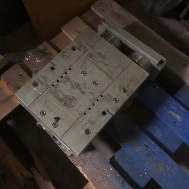 Форма ПЭТ 1л инв.14252