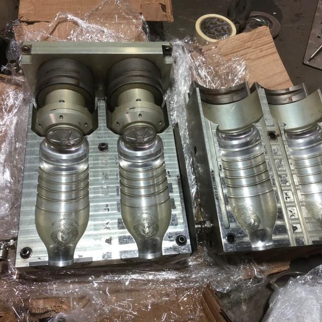 Форма ПЭТ 1л инв.14254