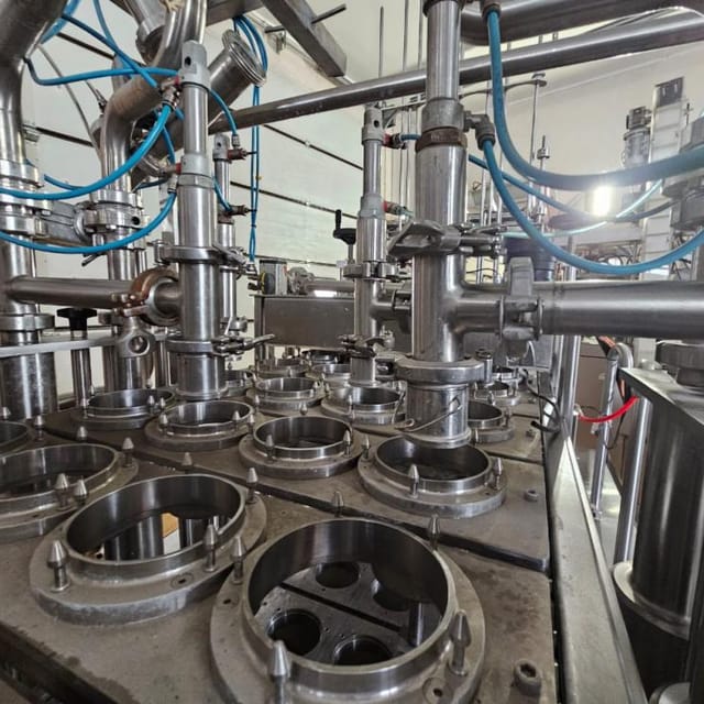 Фасовщик в стакан АДНК -39Д четырехрядный инв.11764