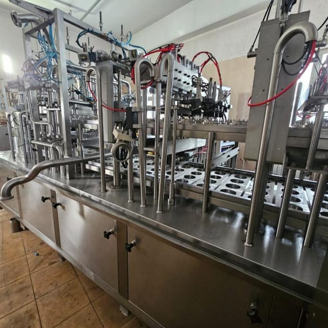 Фасовщик в стакан АДНК -39Д четырехрядный инв.11764