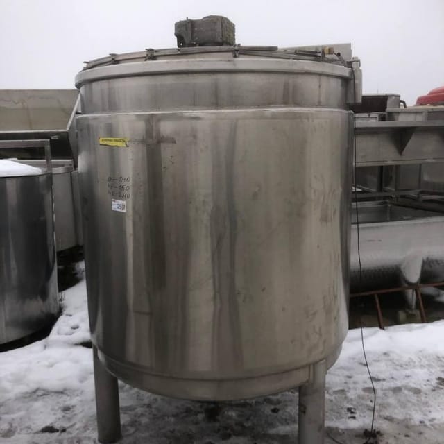 Емкость 2300л инв.12501