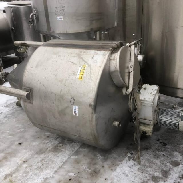 Емкость 1500л конусное дно инв.12503