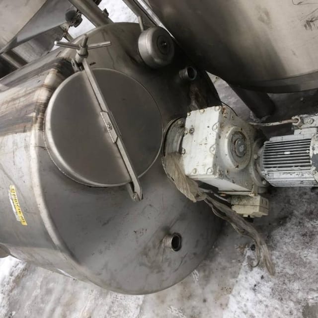 Емкость 1500л конусное дно инв.12503