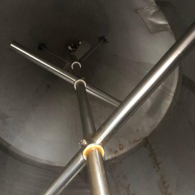 Емкость 1500л конусное дно инв.12503