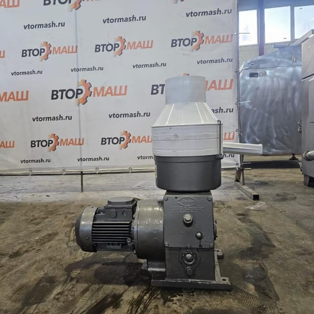 Сепаратор-сливкоотделитель Ж5-ОСБ-1000 инв.11673