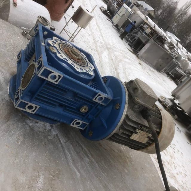 Ёмкость термос 2,5 куба инв.12582