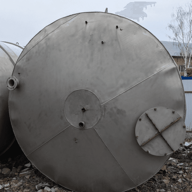 Емкость нержавеющая, объем 14 куб.м.