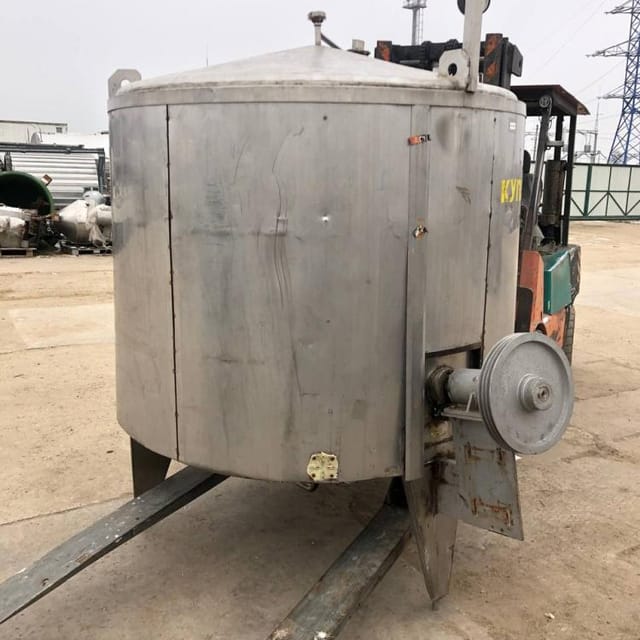 Емкость термос 2700л инв.12586