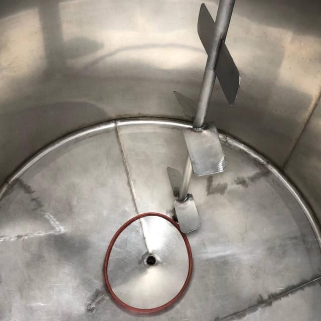 Емкость термос 2700л инв.12586