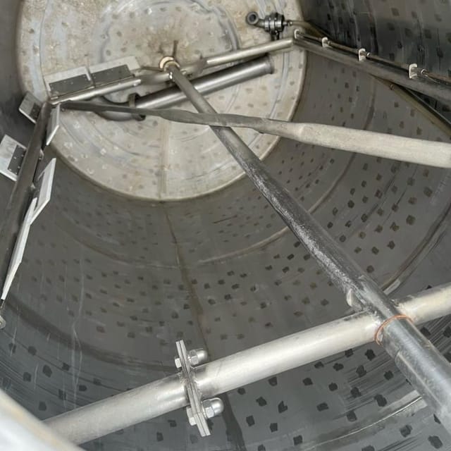 Емкость 2,5 с рубашкой, скребковой мешалкой инв.10130