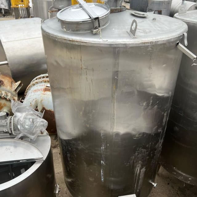 Емкость 2,5 с рубашкой, скребковой мешалкой инв.10130