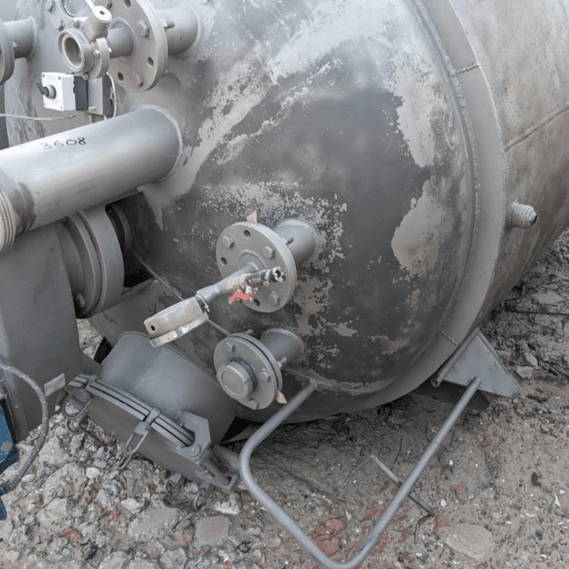 Реактор нержавеющий, объем 4 куб.м е.3605