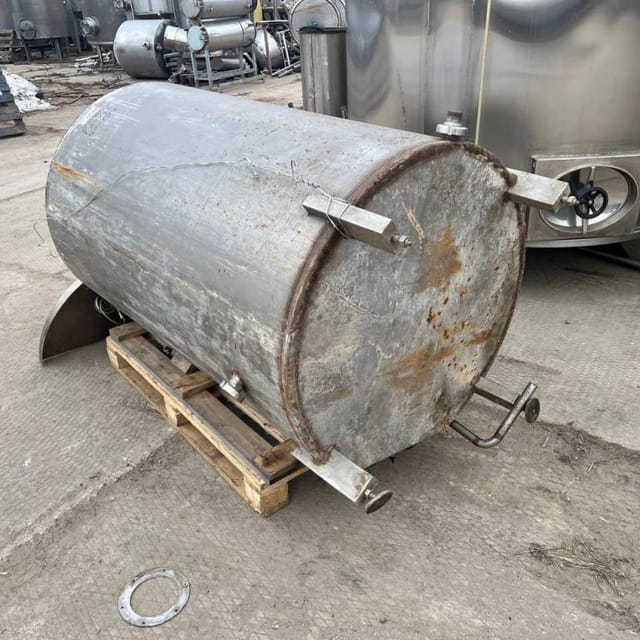 Ёмкость 1000л инв.12588