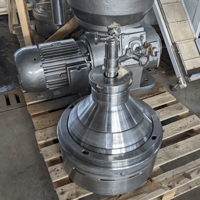 Сепаратор-сливкоотделитель Ж5-ОС2-НС, е.1954