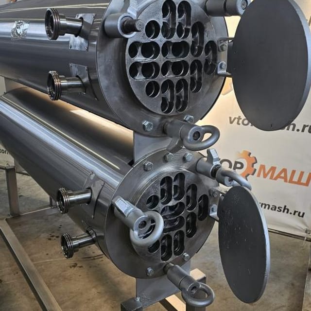 Теплообменник трубчатый 5т инв.9759